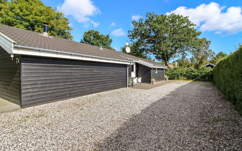 Swale - 500M from the Sea: Architecture, Toit, Domicile, Composite, Daylighting, Siding, Allée