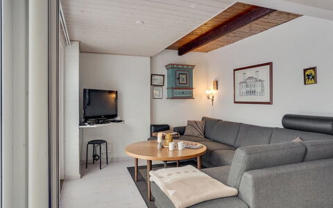 Bendine - 100M to the Fjord: Meubles, Design Intérieur, Sol, Mur, Canapé, Sol, Bois, Plafond, Salon, Pièce