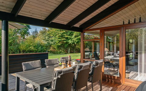 Mourits - 1.2Km from the Sea: Piscine, Mobilier De Jardin, Meubles, Recours, Dalle, Eco Hôtel, Ombre, Chaise, Loisir, Biens