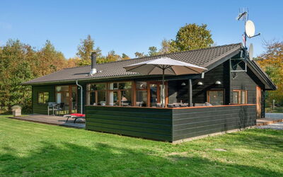 Mourits - 1.2Km from the Sea