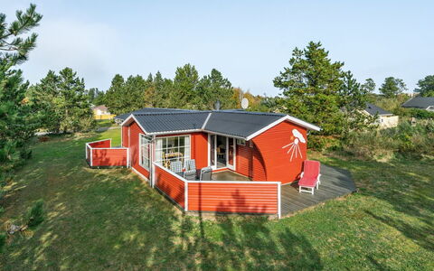 Hilleborg - 100M from the Sea: Maison, Domicile, Zone Résidentielle, Toit, Chalet, Lot Terre, Biens, Cour, Jardin, Siding