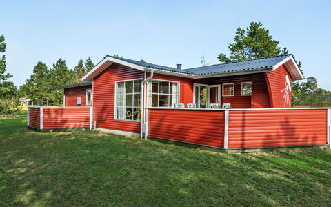 Hilleborg - 100M from the Sea: Maison, Domicile, Zone Résidentielle, Toit, Chalet, Lot Terre, Biens, Cour, Jardin, Siding