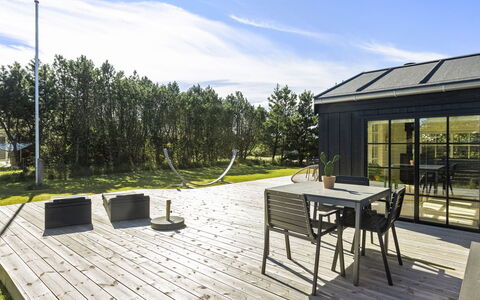 Sheyla - 150M from the Sea: Chalet, Cabanon, Cabane, Ferme, Prairie, Cabane, Grange, Cabane En Rondins, Batiments Jardin