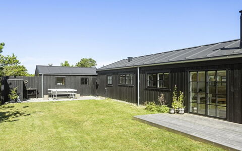 Sheyla - 150M from the Sea: Chalet, Cabanon, Cabane, Ferme, Prairie, Cabane, Grange, Cabane En Rondins, Batiments Jardin