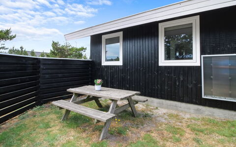 Berndt - 50M from the Sea: Meubles, Design Intérieur, Sol, Bois, Sol, Plafond, Parquet, Chaise, Table, Éclairage