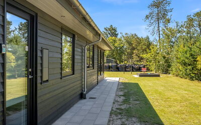Jerrit - 225M from the Sea