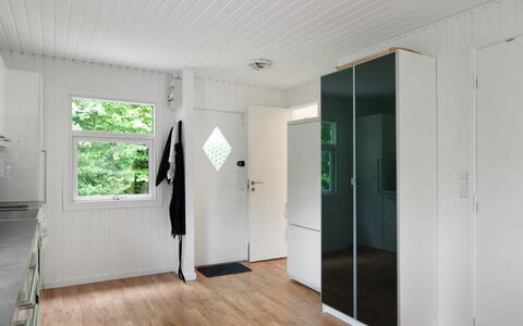 Hilde - 1.7Km from the Sea: Piscine, Mobilier De Jardin, Meubles, Recours, Dalle, Eco Hôtel, Ombre, Chaise, Loisir, Biens