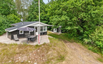 Hilde - 1.7Km from the Sea