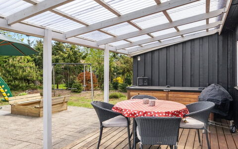 Leonor - 300M from the Sea: Ciel, Bleu, Jour, Environnement Naturel, Nuage, Horizon, Plage, Le Sable, Écorégion, Cumulus