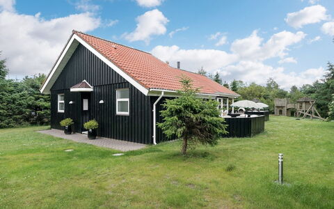 Hemming - from the Sea: Chalet, Cabanon, Cabane, Ferme, Prairie, Cabane, Grange, Cabane En Rondins, Batiments Jardin