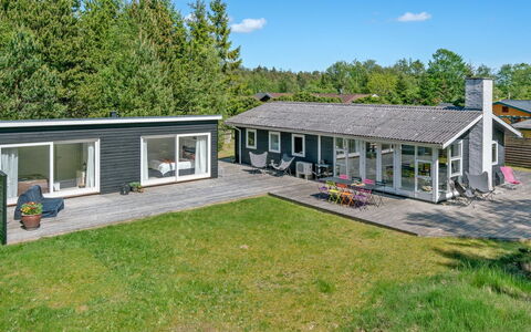 Sighwith - 500M from the Sea
