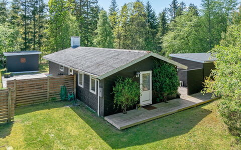 Sighwith - 500M from the Sea