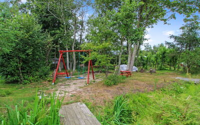 Edzard - 200M from the Sea