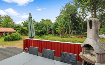 Edzard - 200M from the Sea