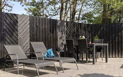 Siljan - from the Sea: Meubles, Design Intérieur, Appartement, Sol, Sol, Table, Chaise, Pièce, Domicile, Table Cuisine Et Salle A Manger