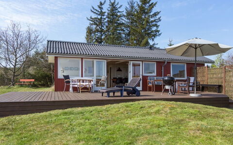 Ingold - 50M from the Sea: Toit, Maison, Lot Terre, Domicile, Chalet, Biens, Batiments Jardin, Ombre, Cabane En Rondins, Aménagement Paysager