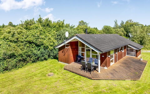 Thorketil - 1.1Km from the Sea: Maison, Toit, Domicile, Chalet, Cabanon, Batiments Jardin, Siding, Cour, Cabane En Rondins, Cabane
