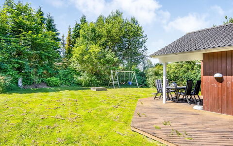 Thorketil - 1.1Km from the Sea: Maison, Toit, Domicile, Chalet, Cabanon, Batiments Jardin, Siding, Cour, Cabane En Rondins, Cabane