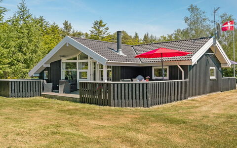 Esaline - 400M from the Sea: Meubles, Design Intérieur, Chaise, Sol, Table, Recours, Sol, Plafond, Pièce, Eco Hôtel