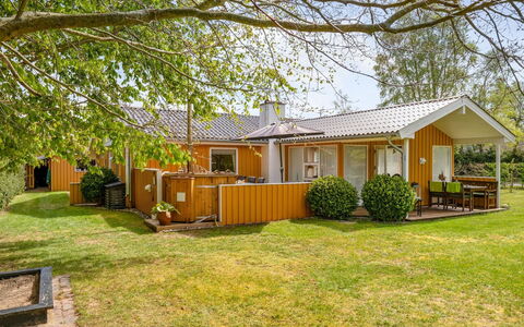 Nico - 1.1Km from the Sea: Maison, Domicile, Toit, Chalet, Biens, Aménagement Paysager, Batiments Jardin, Siding, Ferme