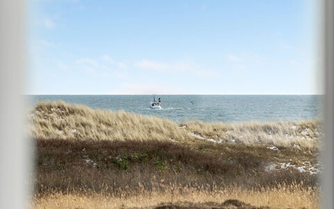 Dafna - 100M from the Sea: Bois, Tache De Bois, Planche, Dur, Chalet, Plate-Forme, Siding, Ombre, Parquet, Batiments Jardin
