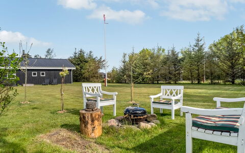 Fredegæst - 700M from the Sea: Herbe, Paysage, Lot Terre, Jardin, Plaine, Pelouse, Ombre, Aménagement Paysager, Prairie, Cour