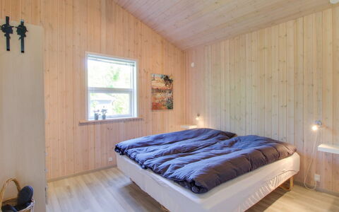 Fredegæst - 700M from the Sea: Bois, Sol, Plafond, Sol, Chambre, Design Intérieur, Parquet, Pièce, Domicile, Lit