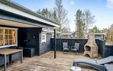 Daliborka - 600M from the Sea: Piscine, Mobilier De Jardin, Meubles, Recours, Dalle, Eco Hôtel, Ombre, Chaise, Loisir, Biens