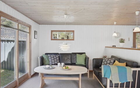 Ketildor - 100M from the Sea: Chalet, Cabanon, Cabane, Ferme, Prairie, Cabane, Grange, Cabane En Rondins, Batiments Jardin