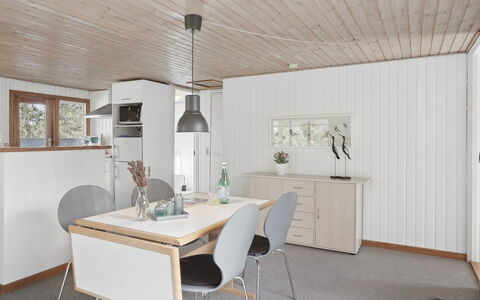 Ketildor - 100M from the Sea: Chalet, Cabanon, Cabane, Ferme, Prairie, Cabane, Grange, Cabane En Rondins, Batiments Jardin