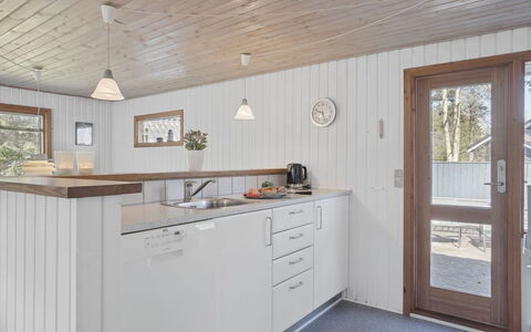 Ketildor - 100M from the Sea: Chalet, Cabanon, Cabane, Ferme, Prairie, Cabane, Grange, Cabane En Rondins, Batiments Jardin