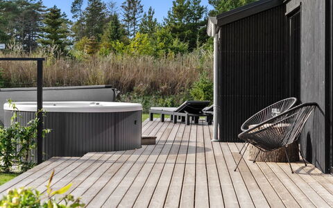 Sinna - from the Sea: Bois, Domicile, Porche, Plate-Forme, Dur, Toit, Tache De Bois, Parquet, Eco Hôtel