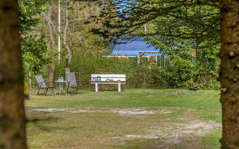 Ditleif - 400M from the Sea: Piscine, Mobilier De Jardin, Meubles, Recours, Dalle, Eco Hôtel, Ombre, Chaise, Loisir, Biens