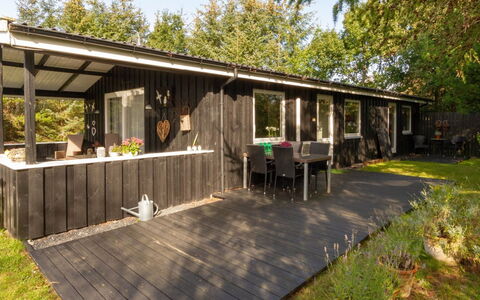 Ditleif - 400M from the Sea: Bois, Tache De Bois, Planche, Dur, Chalet, Plate-Forme, Siding, Ombre, Parquet, Batiments Jardin