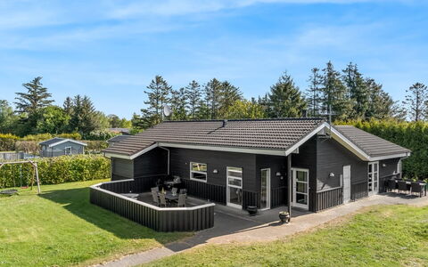 Karstina - 1Km from the Sea: Des Loisirs, La Publicité, Parc, Bannière, Signe, Chemin