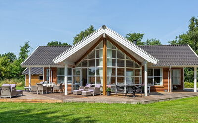 Anjetta - from the Sea