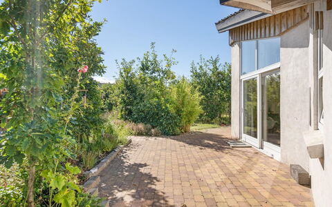 Ullvi - 3.8Km from the Sea: Bois, Toit, Maison, Chalet, Porte, Domicile, Siding, Lot Terre, Batiments Jardin, Cabanon