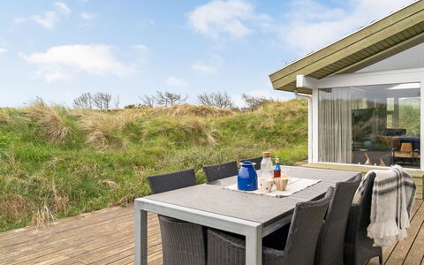 Fanney - 100M from the Sea: Bois, Meubles, Domicile, Porte, Chaise, Table Cuisine Et Salle A Manger, Mobilier De Jardin, Porche, Chalet, Dur