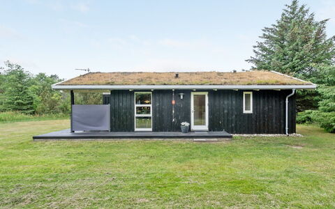 Svantepolk - 1.1Km from the Sea: Maison, Domicile, Toit, Chalet, Biens, Aménagement Paysager, Batiments Jardin, Siding, Ferme