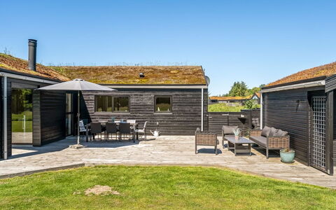 Dyke - 1.5Km from the Sea: Toit, Chalet, Domicile, Ombre, Biens, Ferme, Siding, Planche, Dur, Porche