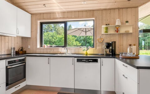 Dyke - 1.5Km from the Sea: Cuisine, Appareil De Cuisine, Comptoir, Bois, Principaux Appliance, Design Intérieur, Sol, Électroménager, Meubles, Cabinetry