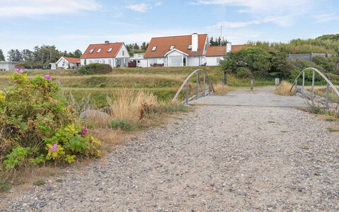 Yorrick - 50M to the Fjord: Bois, Toit, Maison, Chalet, Porte, Domicile, Siding, Lot Terre, Batiments Jardin, Cabanon