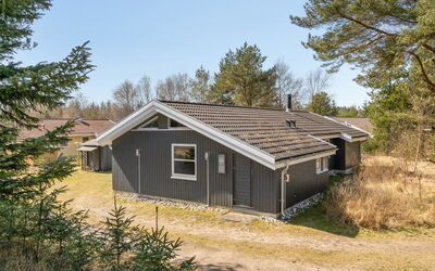 Sighbiorn - 950M from the Sea