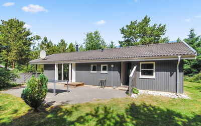 Sighbiorn - 950M from the Sea
