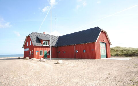 Karitte - 5Km from the Sea: Bleu, Arbuste, Chalet, Couverture De Sol, Jardin, Biens, Ombre, Aménagement Paysager, Ferme, Eco Hôtel