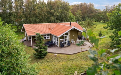 Karitte - 5Km from the Sea: Bleu, Arbuste, Chalet, Couverture De Sol, Jardin, Biens, Ombre, Aménagement Paysager, Ferme, Eco Hôtel