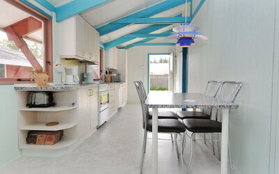 Momme - 500M from the Sea