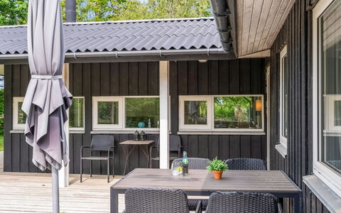 Jarno - 1Km from the Sea: Plafond, Sol, Design Intérieur, Sol, Composite, Meubles, Recours, Hôtel, Conception, Daylighting