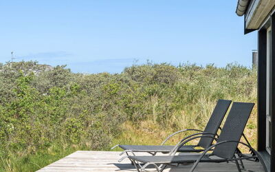 Welma - 500M from the Sea