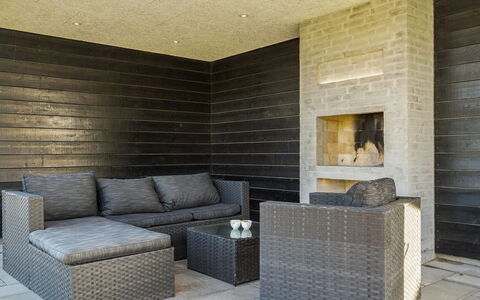 Alva - 998M from the Sea: Piscine, Mobilier De Jardin, Meubles, Recours, Dalle, Eco Hôtel, Ombre, Chaise, Loisir, Biens